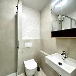 Your 13 With Parking Apartman *
